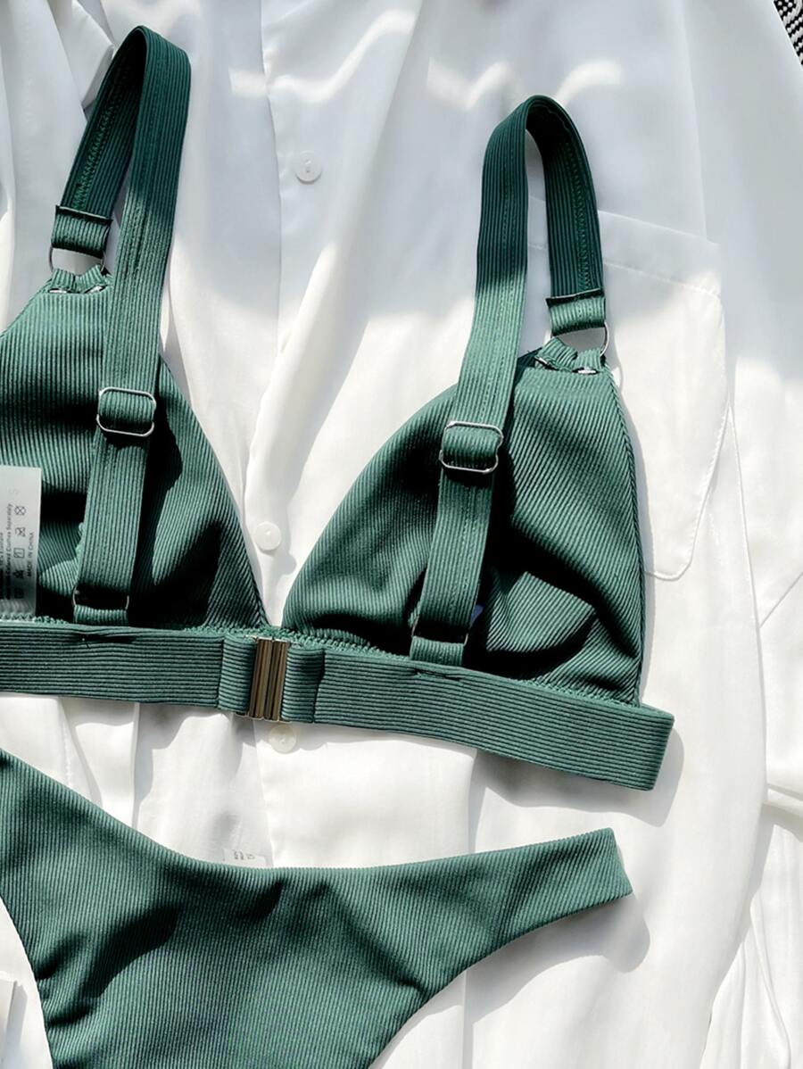 Biquíni Minimalista com Alças Grossas