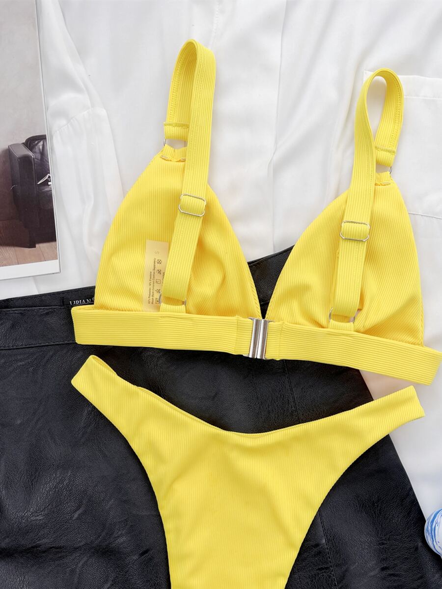 Biquíni Minimalista com Alças Grossas