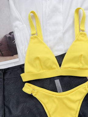 Biquíni Minimalista com Alças Grossas