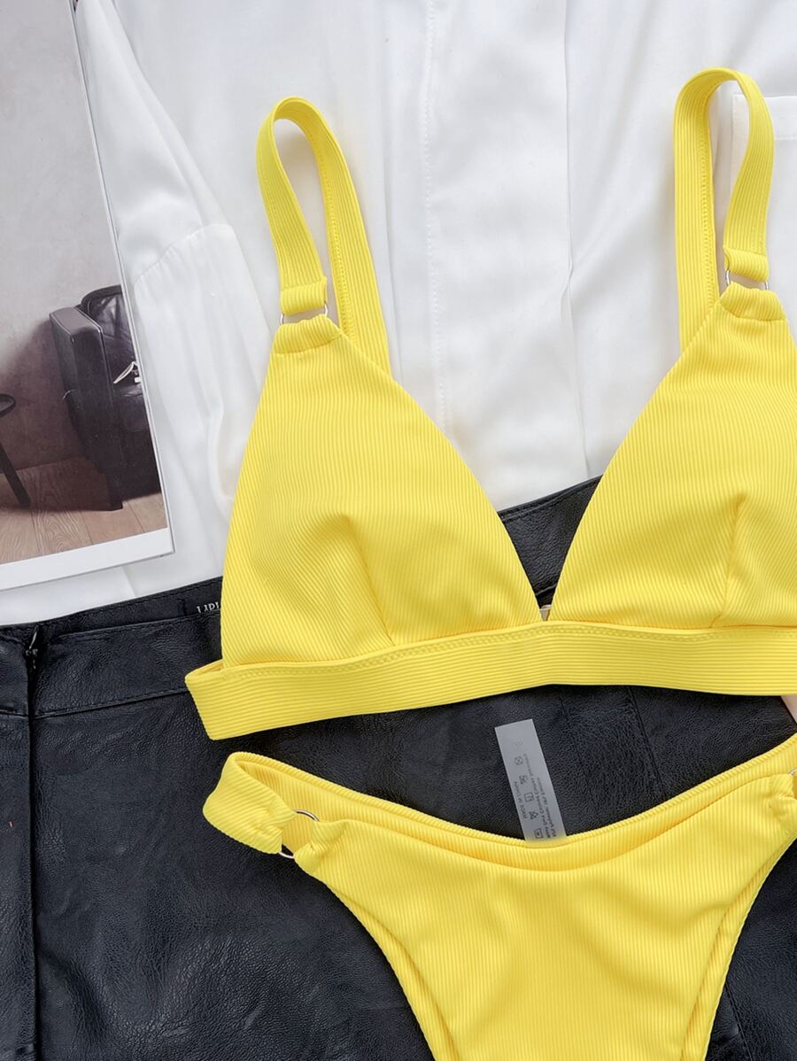 Biquíni Minimalista com Alças Grossas