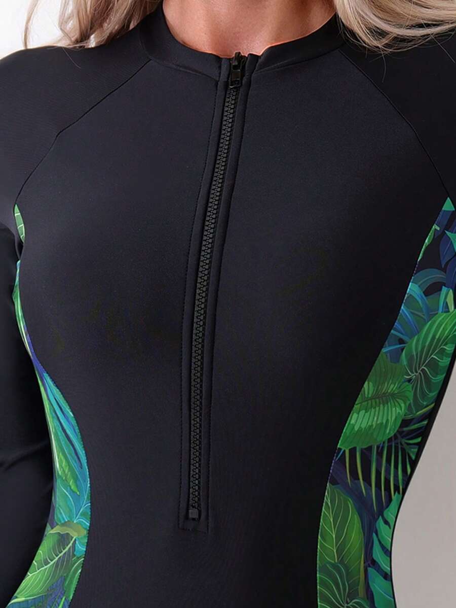 Maiô Surfwear com Detalhes Tropicais