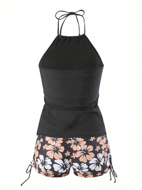 Conjunto Praia com Top Halter e Short Floral
