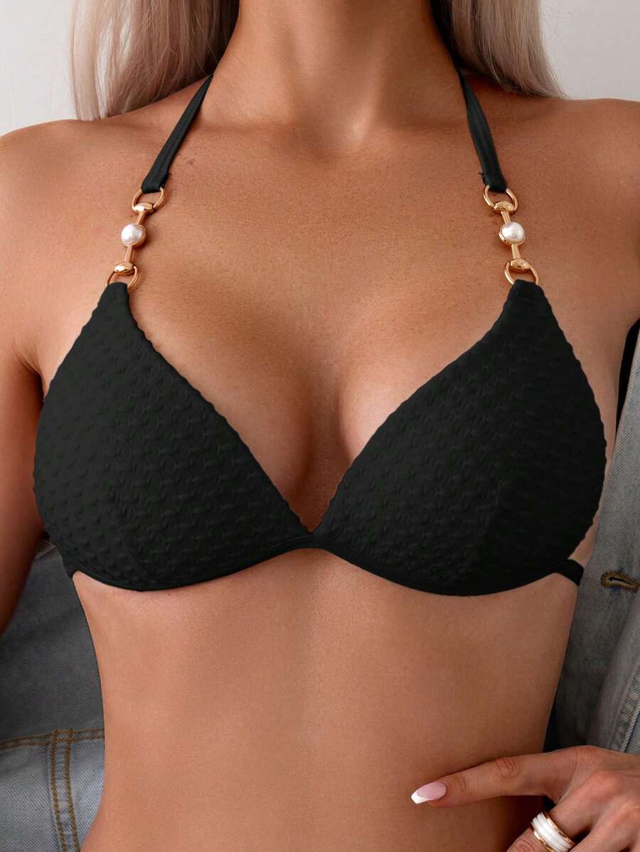 Biquíni Texturizado com Detalhe Dourado