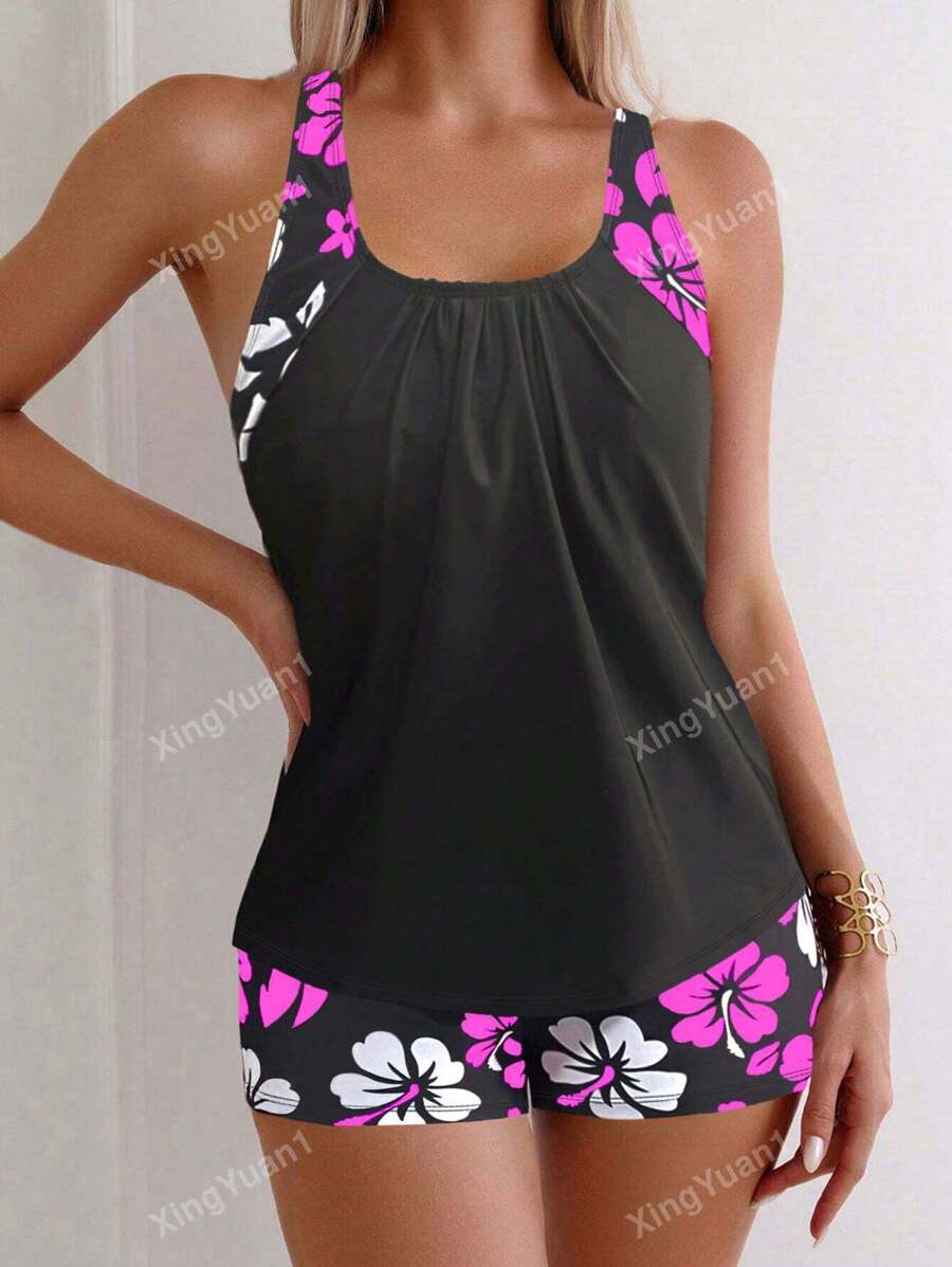 Conjunto Praia Preto com Top Floral