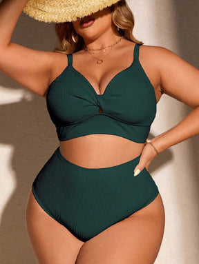 Biquíni Plus Size Top Torcido com Calcinha Alta