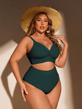 Biquíni Plus Size Top Torcido com Calcinha Alta