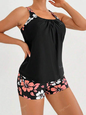 Conjunto Praia Preto com Top Floral