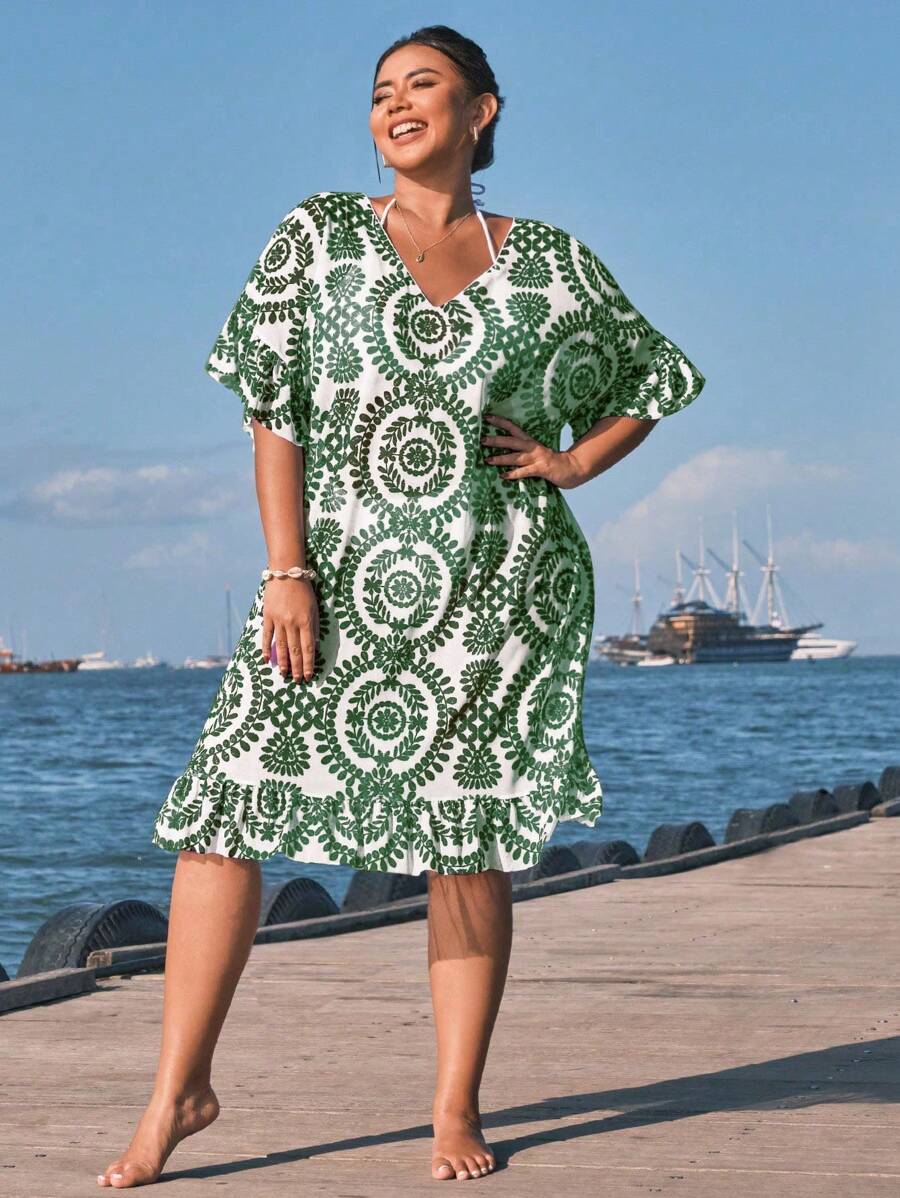 Saída de Praia Floral Plus Size