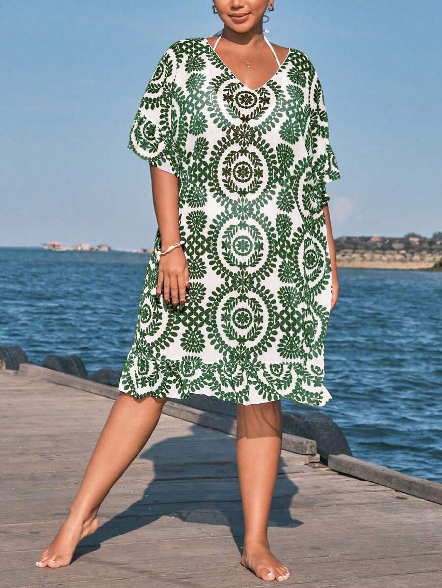 Saída de Praia Floral Plus Size