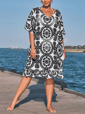 Saída de Praia Floral Plus Size