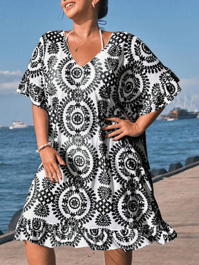 Saída de Praia Floral Plus Size