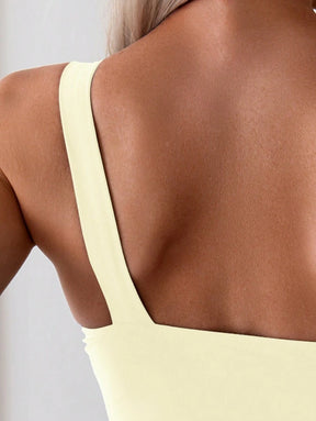 Maiô sofisticado Ombro Único com Detalhe Dourado
