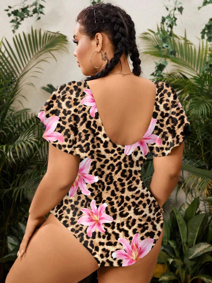 Maiô Plus Size com Babado Manga