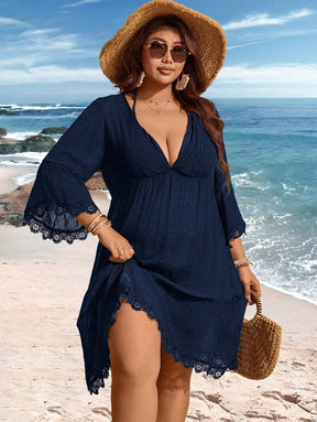 Saída de Praia Plus Size Preta com Renda
