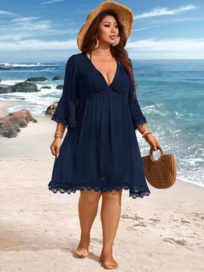 Saída de Praia Plus Size Preta com Renda