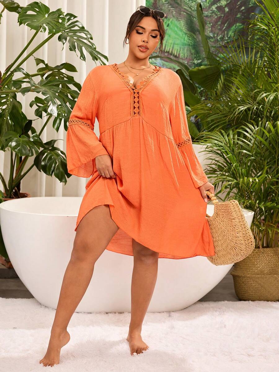 Saída de Praia com Rendados Plus Size