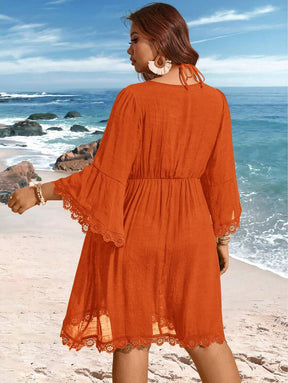 Saída de Praia Plus Size Preta com Renda