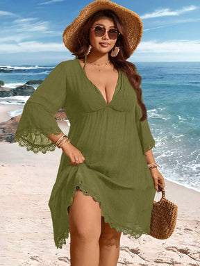 Saída de Praia Plus Size Preta com Renda