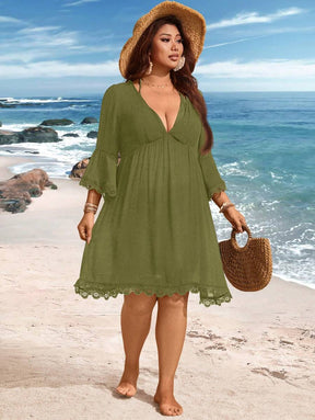 Saída de Praia Plus Size Preta com Renda
