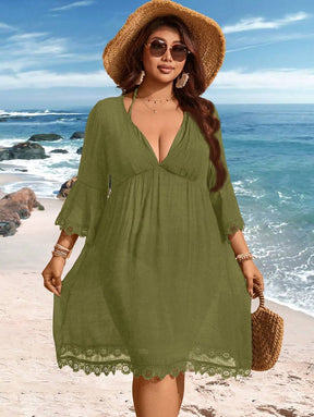Saída de Praia Plus Size Preta com Renda