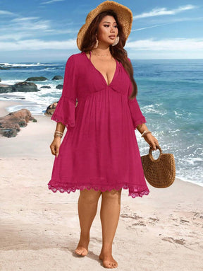 Saída de Praia Plus Size Preta com Renda