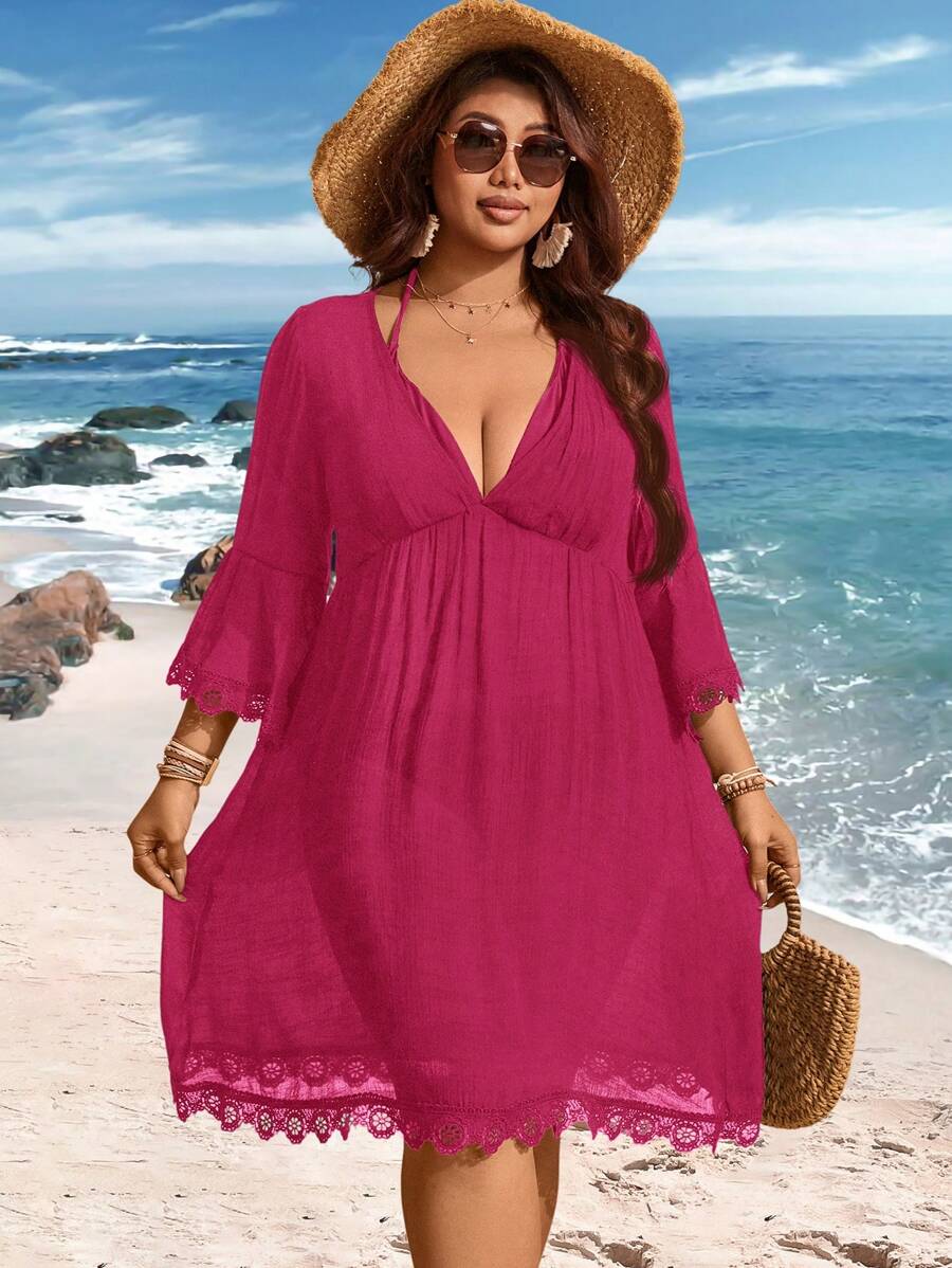 Saída de Praia Plus Size Preta com Renda