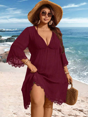 Saída de Praia Plus Size Preta com Renda