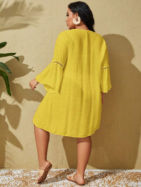 Saída de Praia com Rendados Plus Size