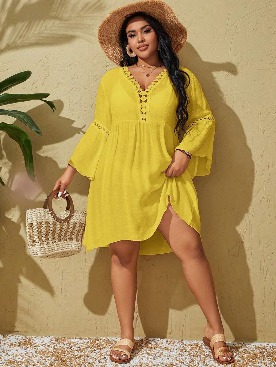 Saída de Praia com Rendados Plus Size