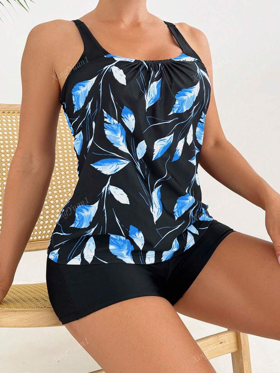 Conjunto Praia Preto com Top Floral