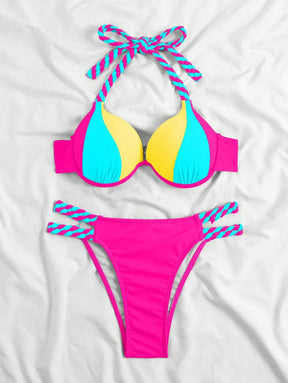 Biquíni com Detalhes em Trança