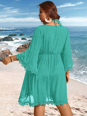 Saída de Praia Plus Size Preta com Renda