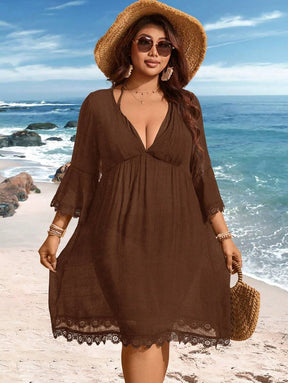 Saída de Praia Plus Size Preta com Renda