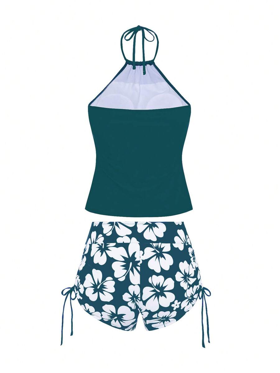 Conjunto Praia com Top Halter e Short Floral