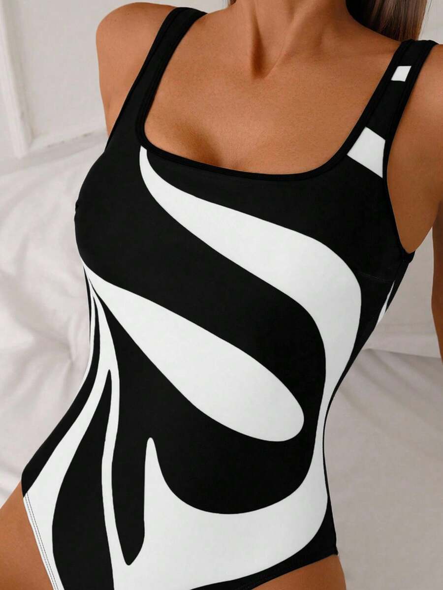 Maiô Estampado Abstrato